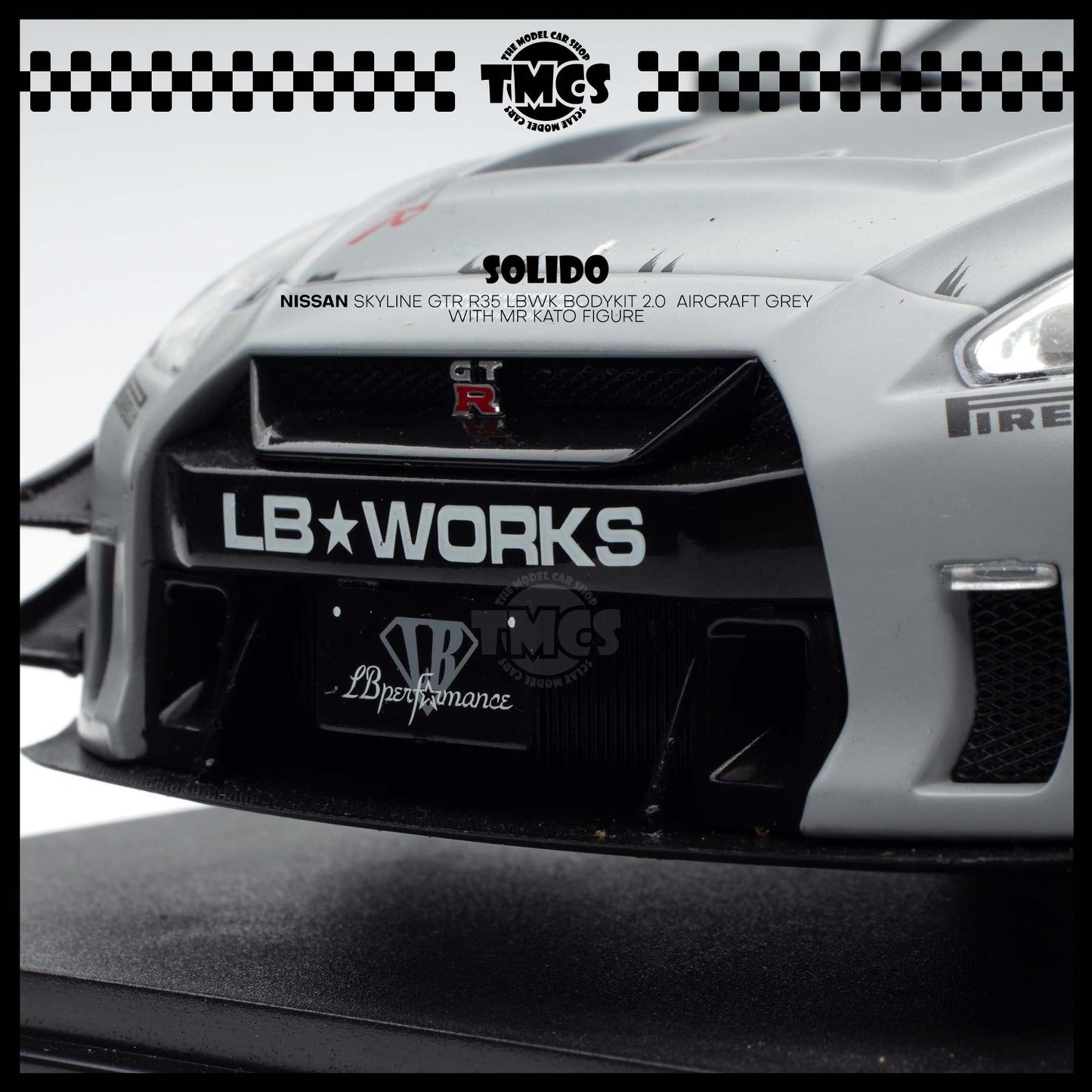 [Solido] 1:18 Nissan Skyline GTR R35 LBWK Bodykit 2.0  Aircraft Grey with Mr Kato Figure