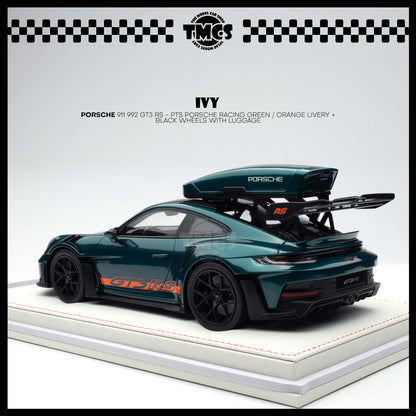 [IVY] 1:18 Porsche 911 992 GT3 RS - PTS Porsche Racing Green / Orange Livery + Black Wheels WIth Luggage