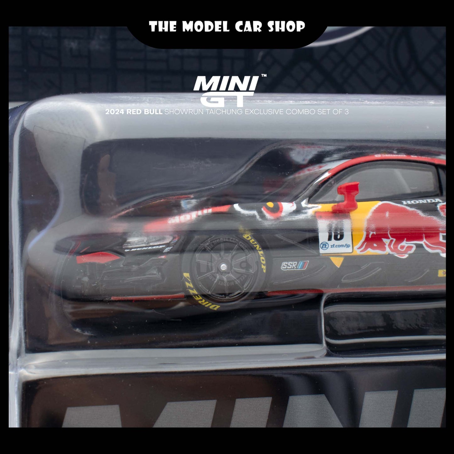 [MINI GT] 2024 Red Bull Showrun Taichung Exclusive Combo Set Of 3