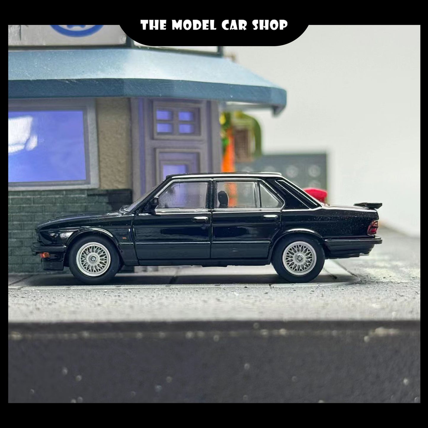 [King Model] E28 M5