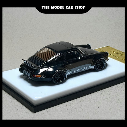 [Model Collect] Porsche RWB930 - Chrome Black Ducktail