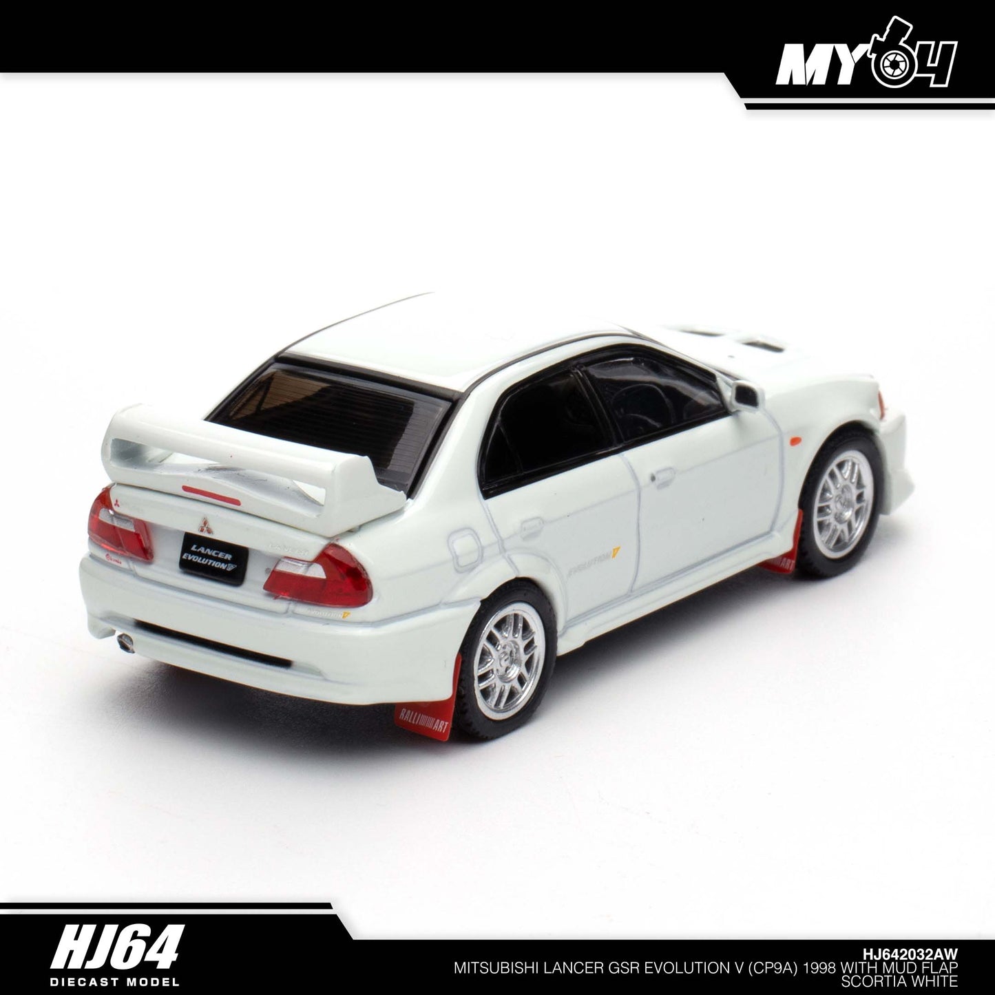 [Hobby Japan] Mitsubishi Lancer GSR Evolution 5 (CP9A) 1998 with Mud Flap - Scortia White