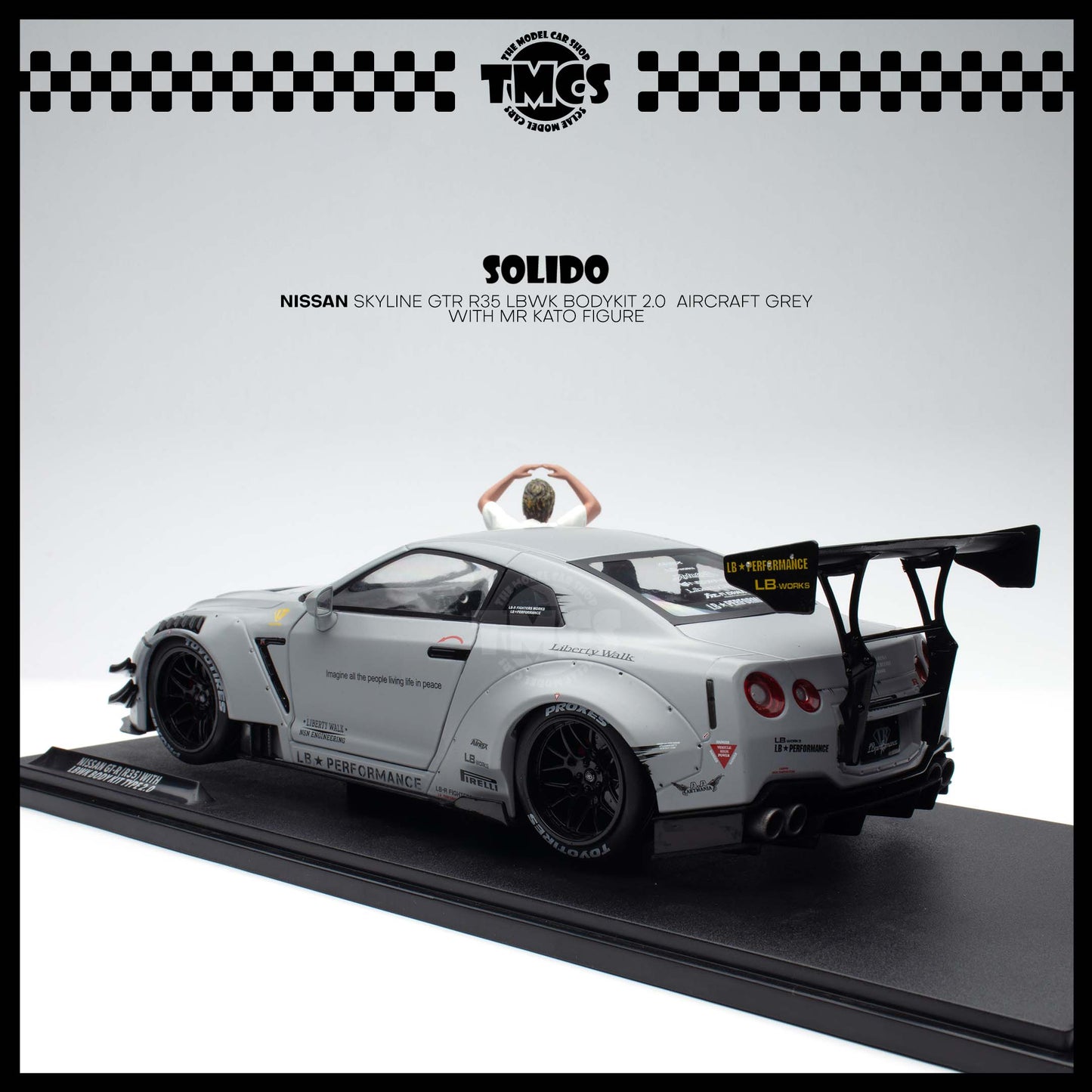 [Solido] 1:18 Nissan Skyline GTR R35 LBWK Bodykit 2.0  Aircraft Grey with Mr Kato Figure