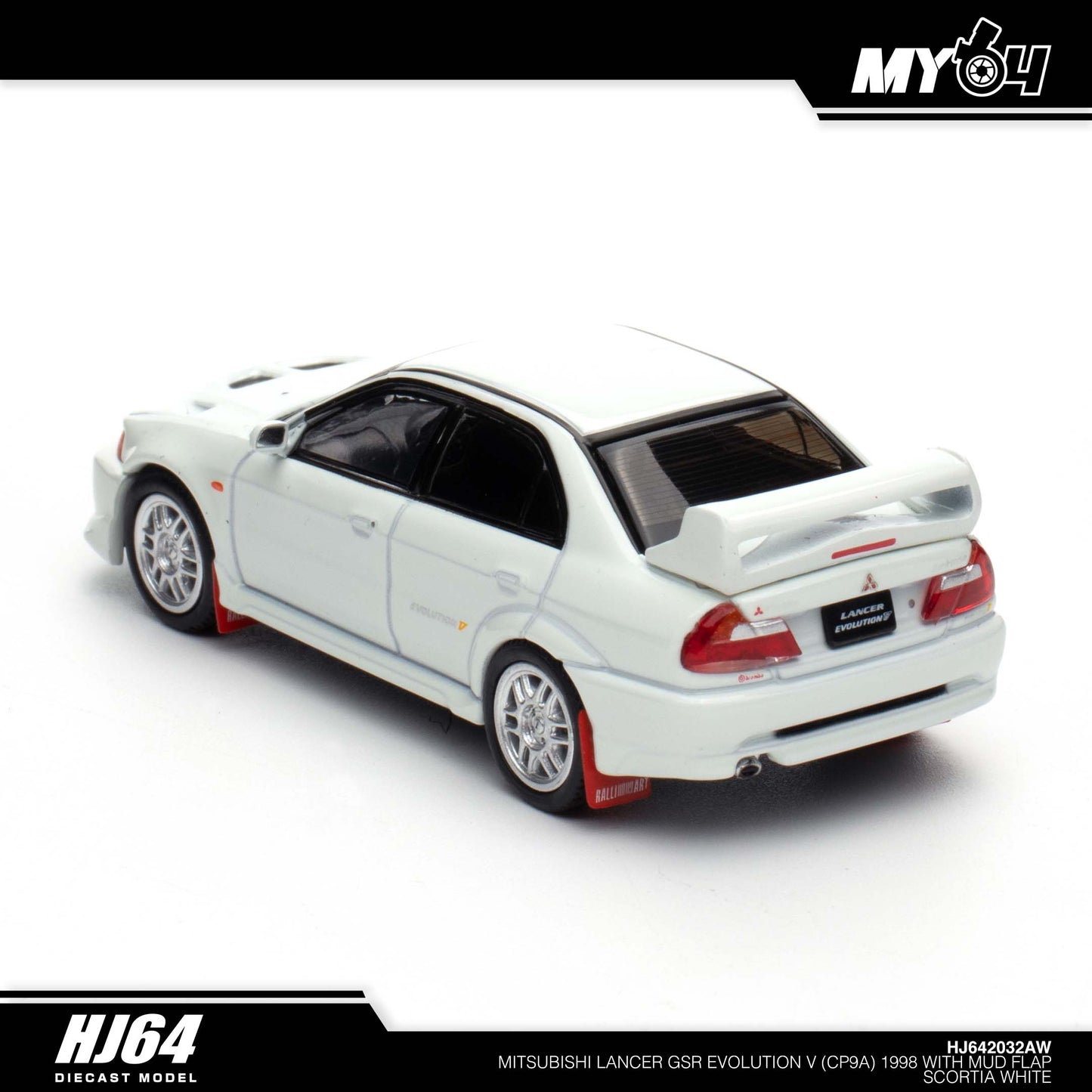 [Hobby Japan] Mitsubishi Lancer GSR Evolution 5 (CP9A) 1998 with Mud Flap - Scortia White