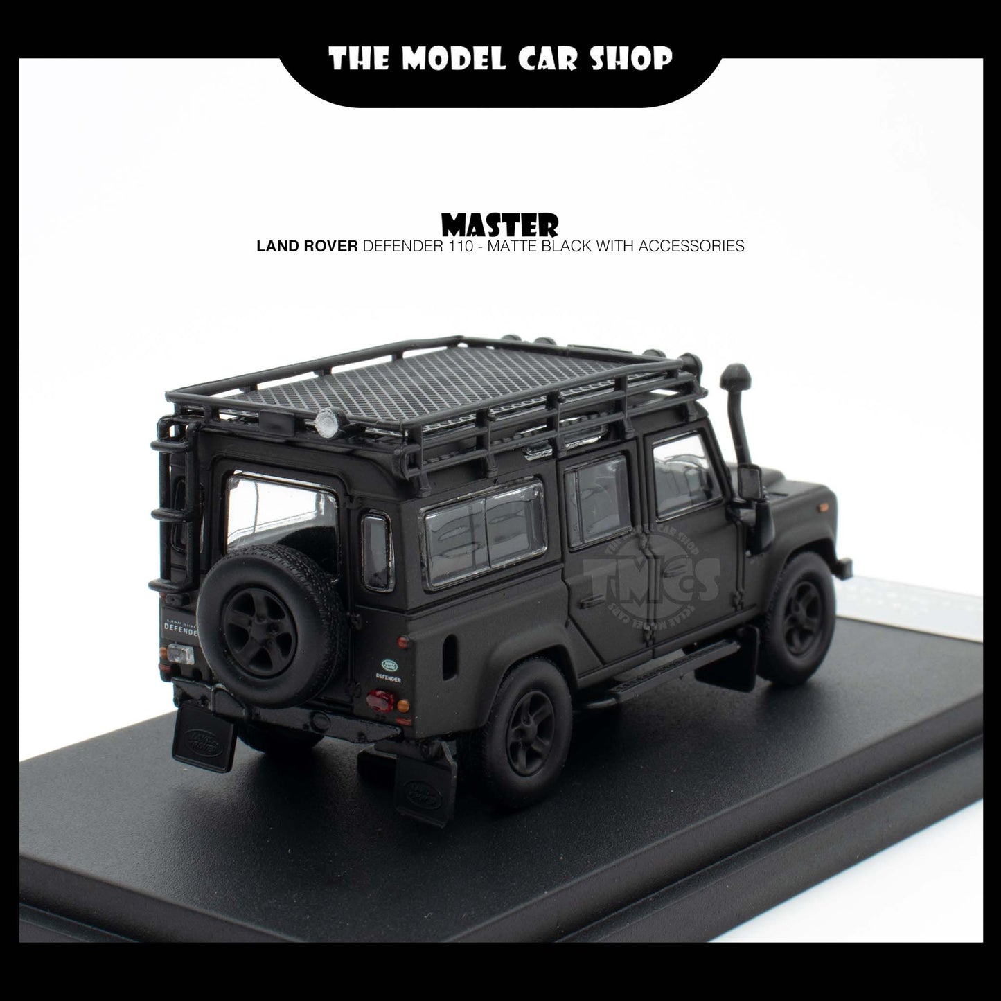 [Master] Land Rover Defender 110 - Matte Black with Accessories