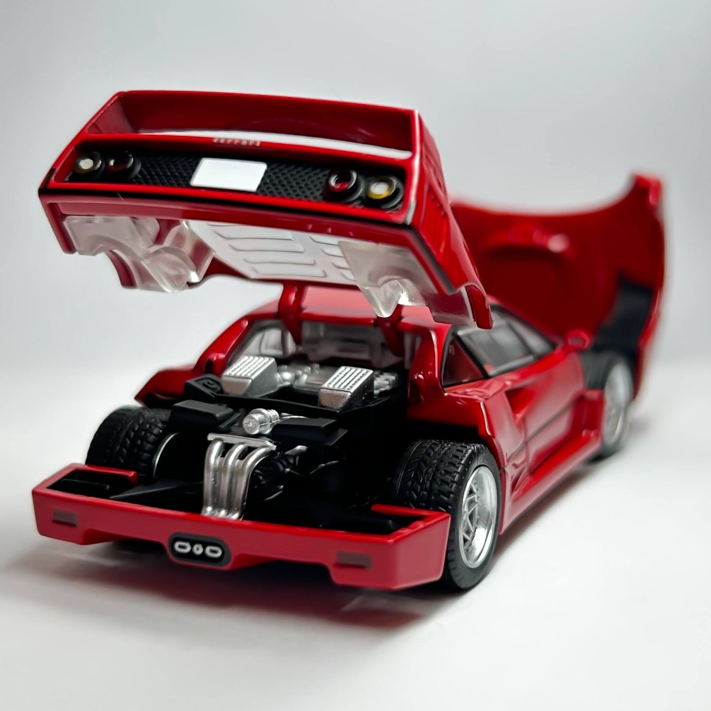 [TLVN] 1:64 Ferrari F40 1989 - Red