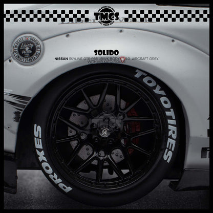 [Solido] 1:18 Nissan Skyline GTR R35 LBWK Bodykit 2.0  Aircraft Grey with Mr Kato Figure