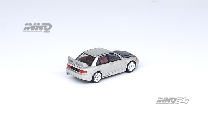 [INNO64] Mitsubishi Lancer Evolution lll Silver With Carbon Bonnet