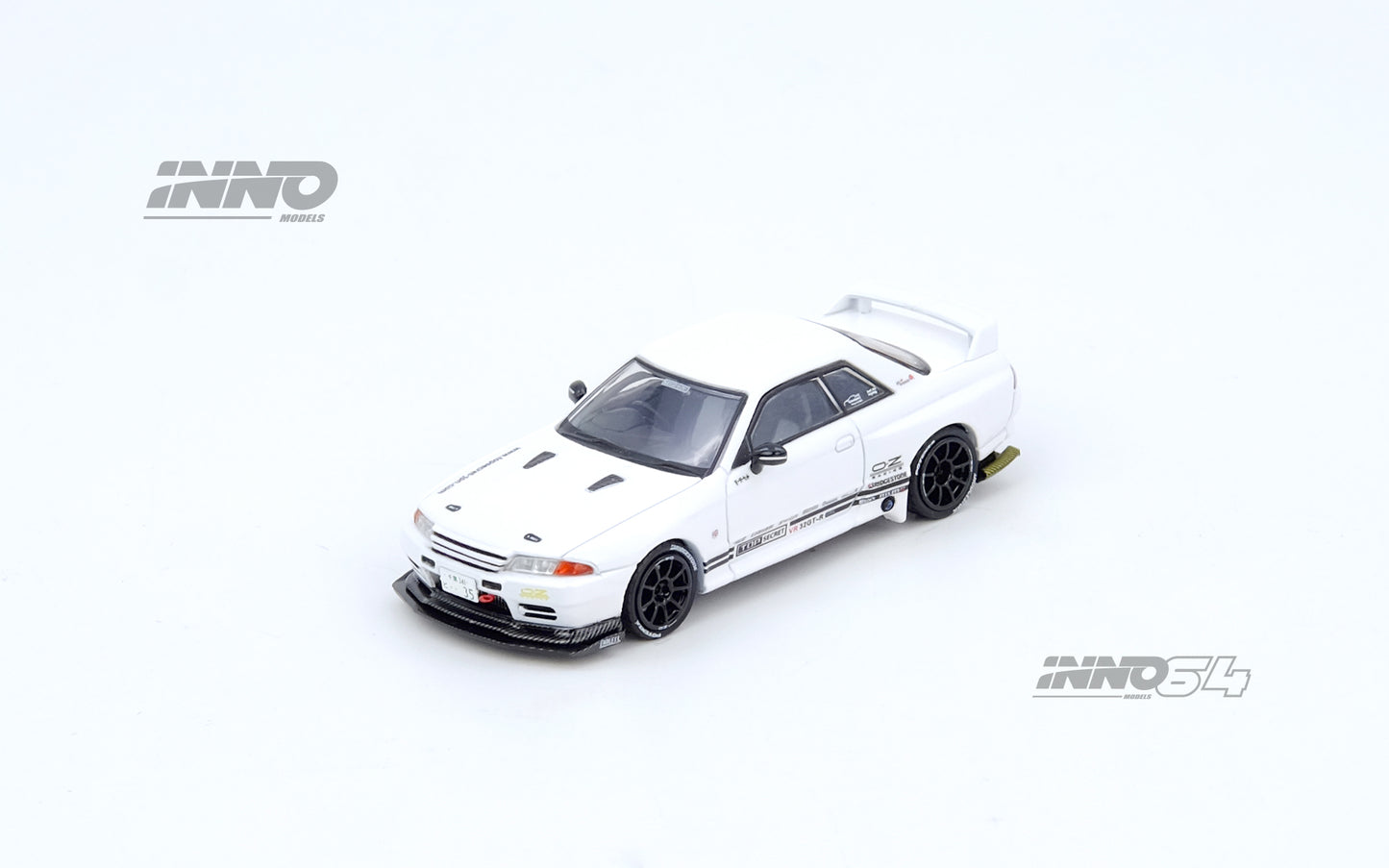 [INNO64] 1:64 Top Secret VR32 GT-R - White