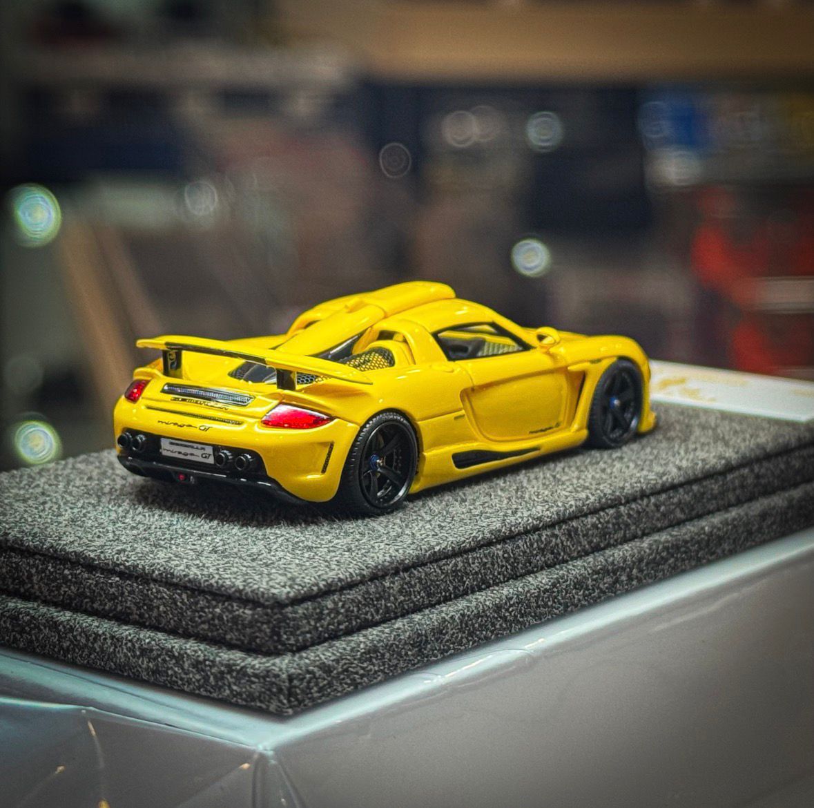 [The Laboratory] 1:64 Gemballa Mirage GT - Yellow