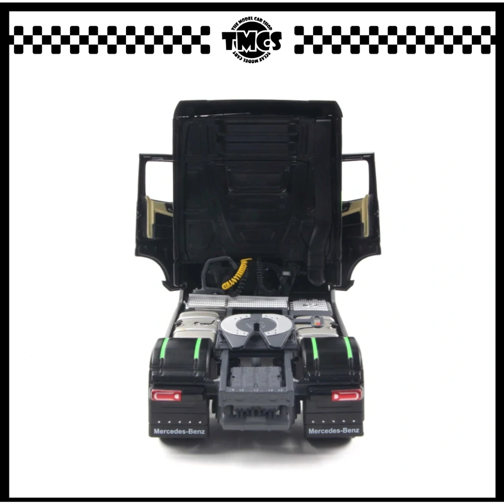 [Solido] 1:24 Mercedes-Benz Actros R5 Italian Collection - Black 2021